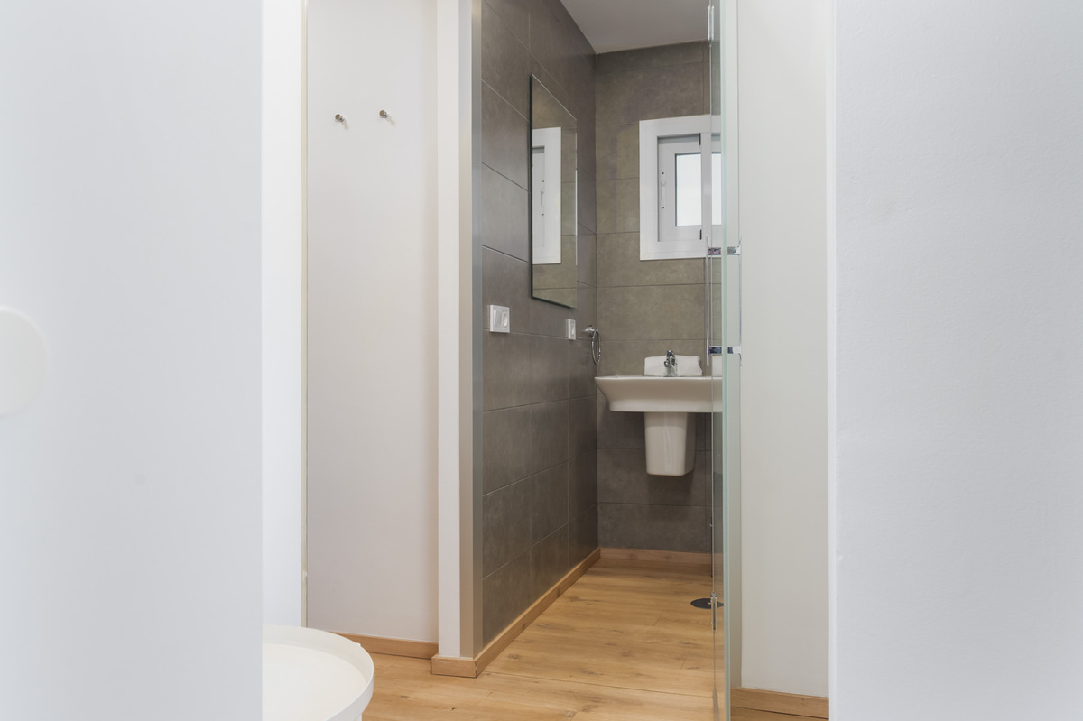 Apto Alcalde José de la Bandera 5F - 19