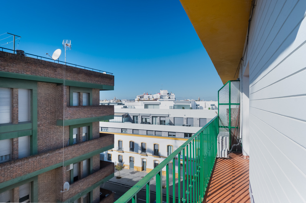 Apto Alcalde José de la Bandera 5F - 15