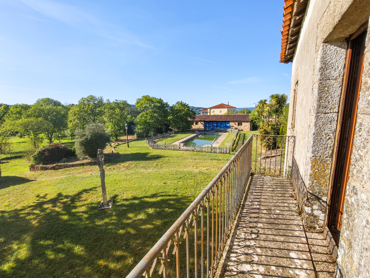 Casa Sober 6 dormitorios 7 baños - 3